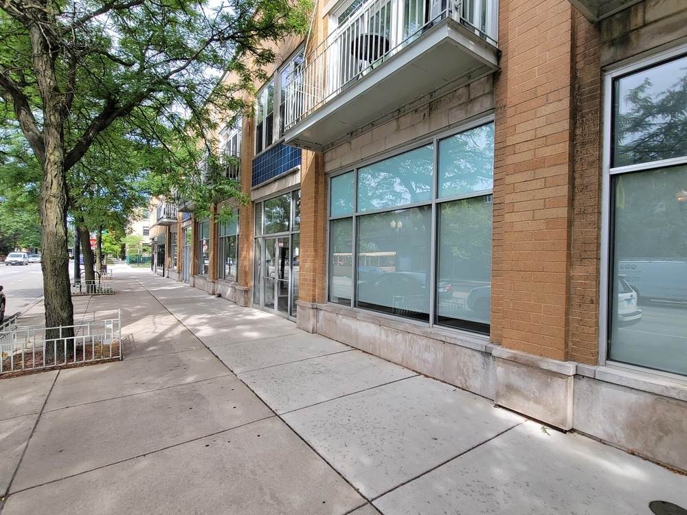 1630 Montrose Avenue - Photo 1
