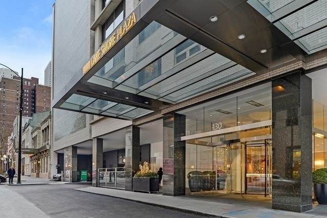 1000 Lake Shore Plaza - Photo 1