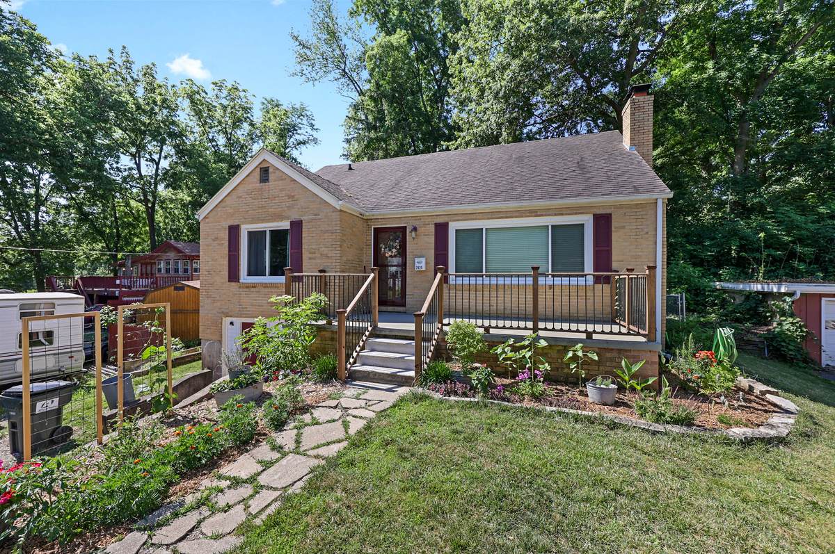 2929 Wood Street - Photo 1