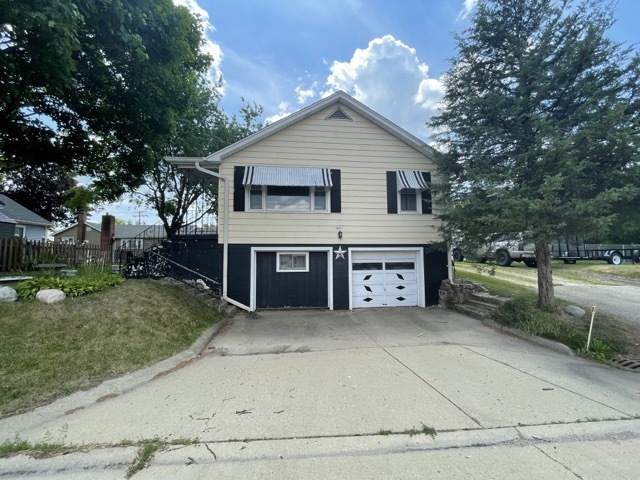 5615 Kenosha Street - Photo 1