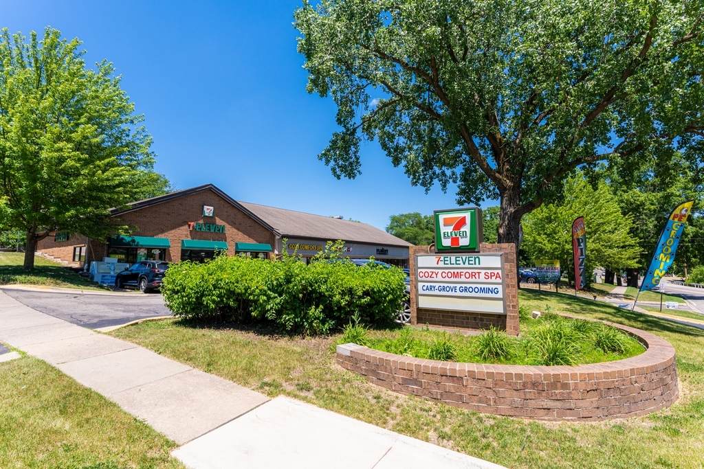270 Cary Algonquin Road - Photo 1