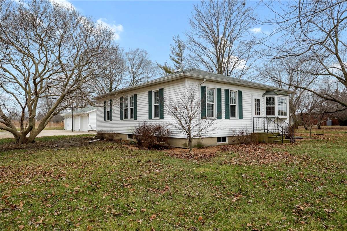 1200 Pells Street - Photo 1