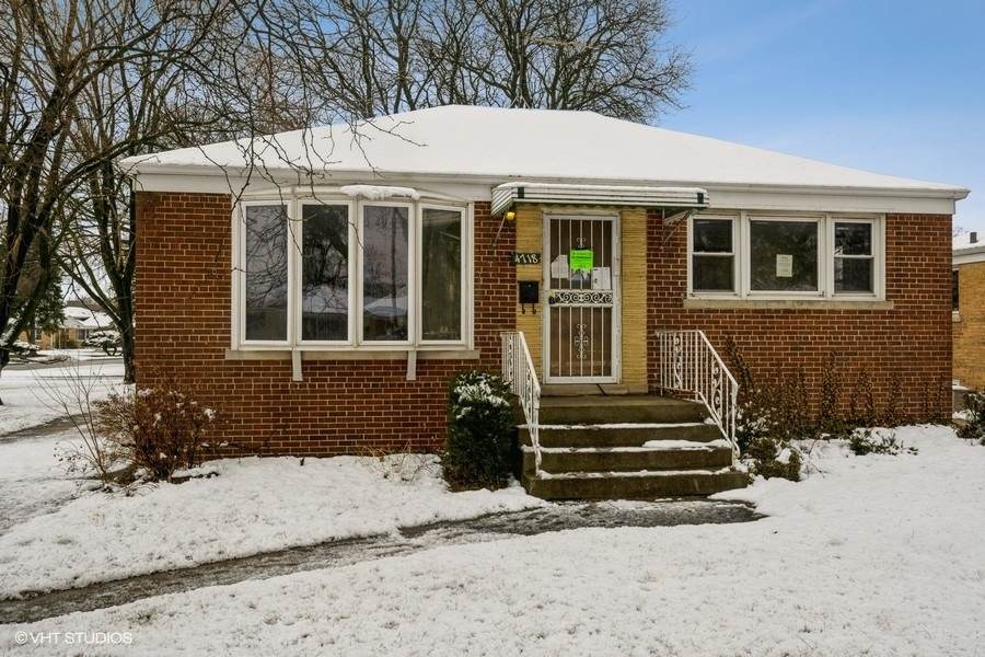 4718 Butterfield Road - Photo 1