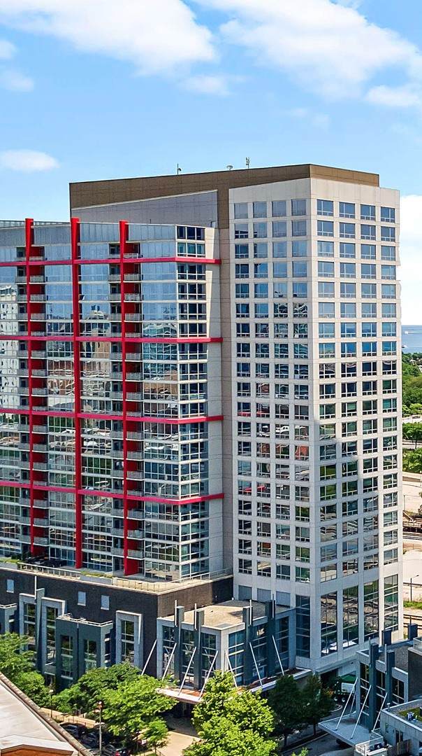 1841 Calumet Avenue - Photo 1