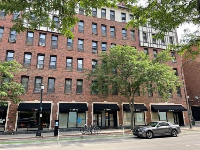 523 Davis Street - Photo 1