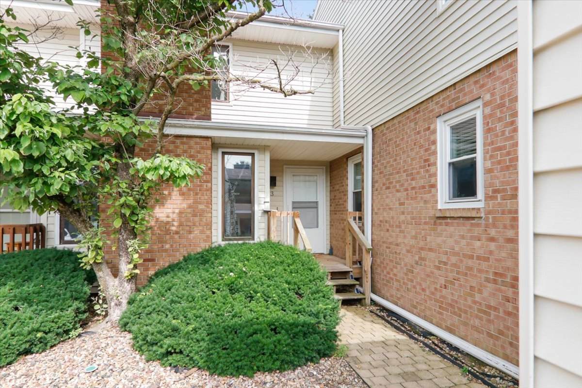 903 Linden Street - Photo 1