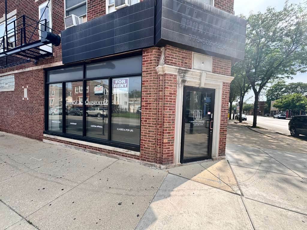 4324 Fullerton Avenue - Photo 1