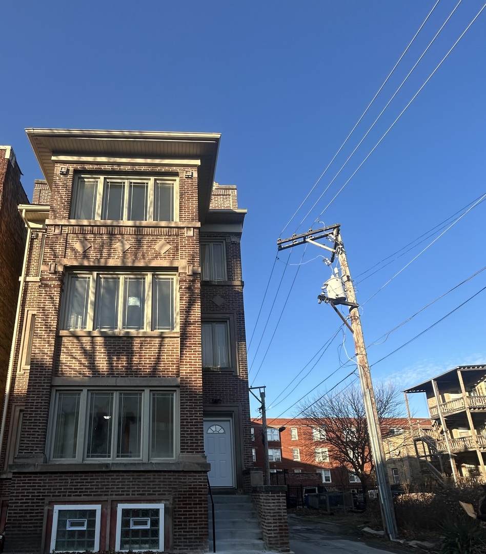 6016 Saint Lawrence Avenue - Photo 1