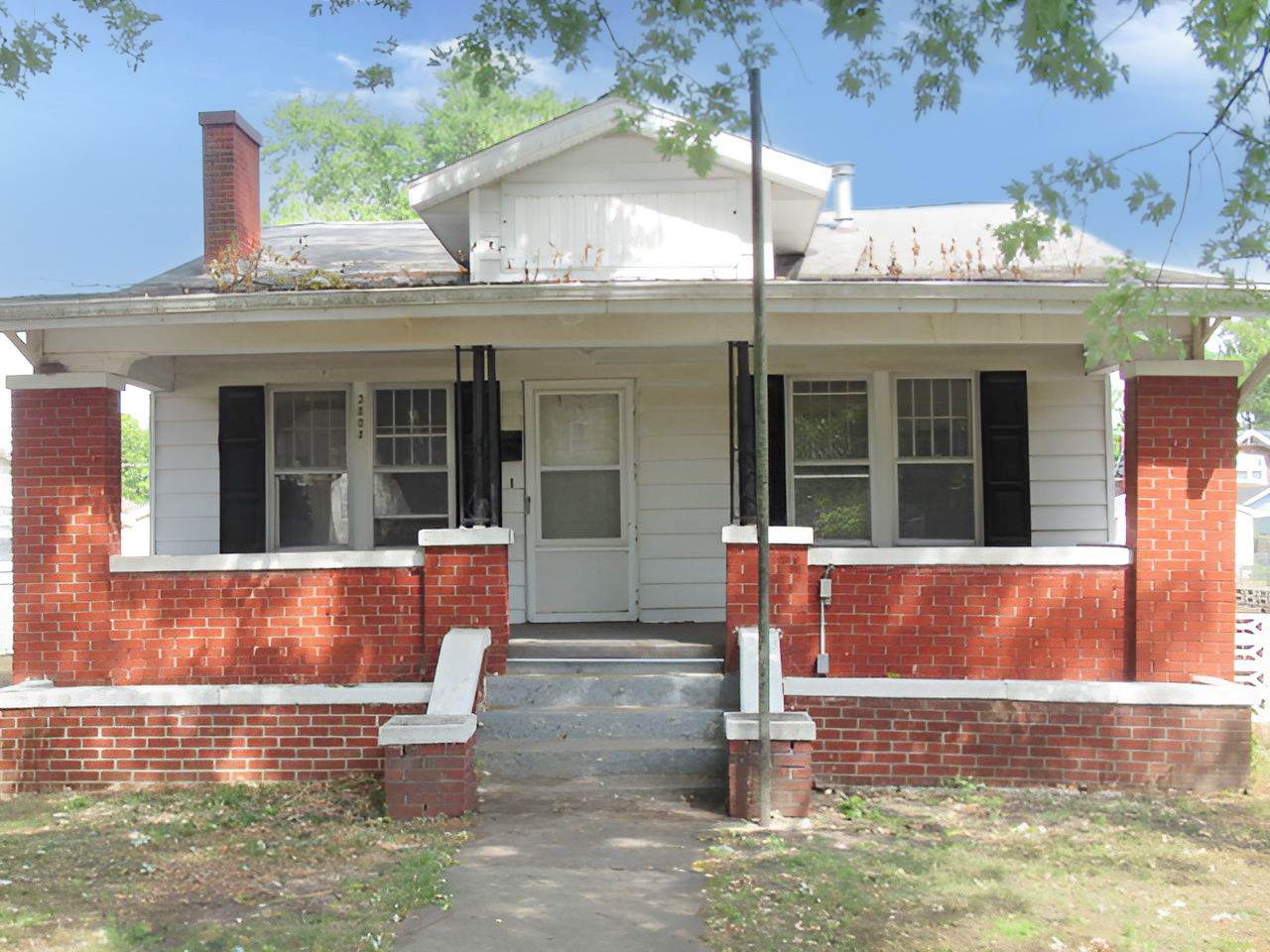 2808 Prairie Avenue - Photo 1