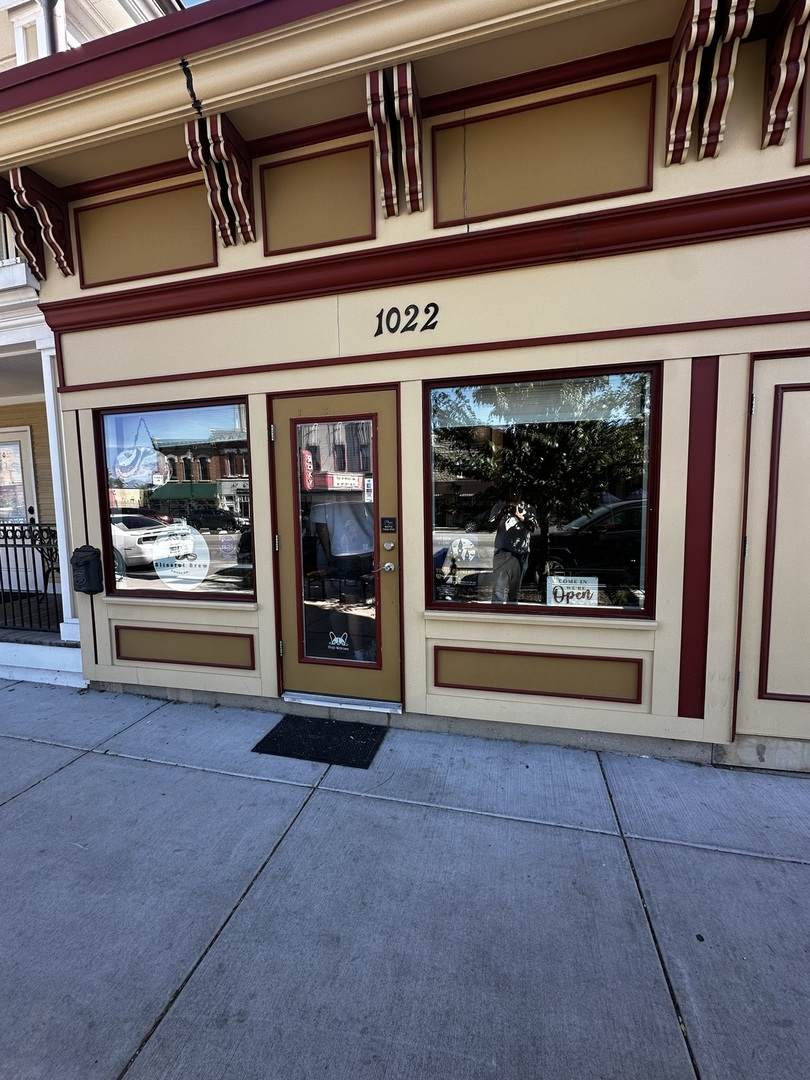 1022 State Street - Photo 1