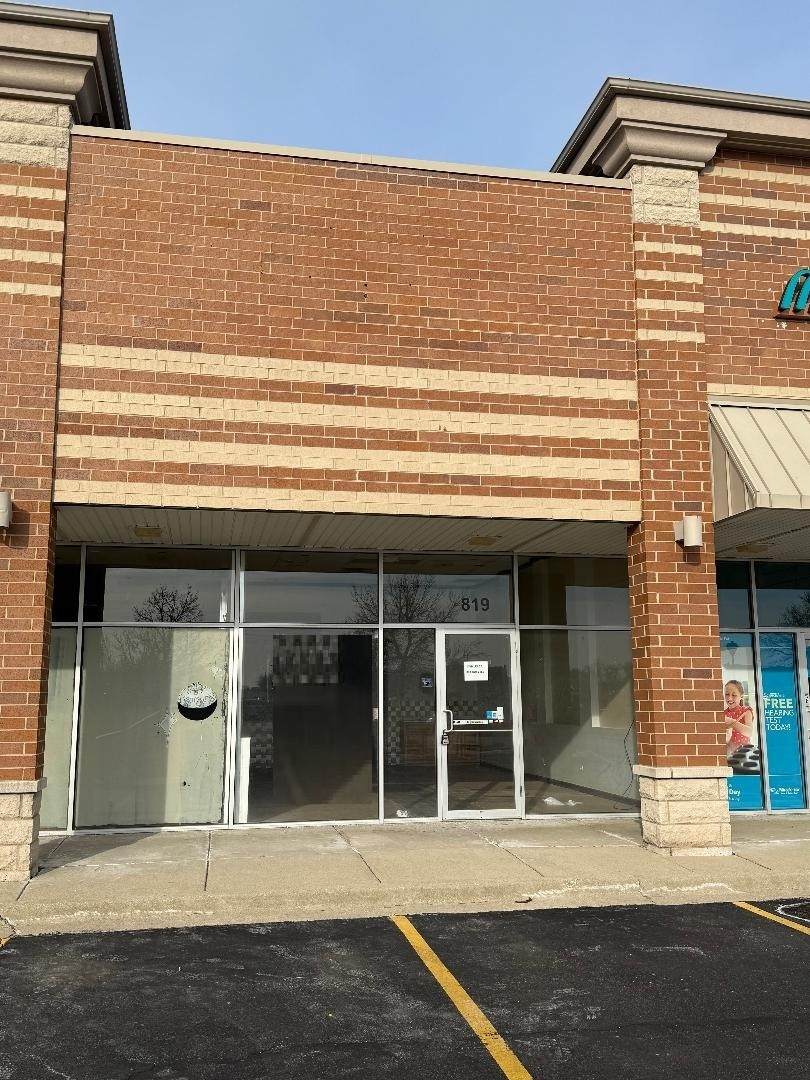 819 Randall Road - Photo 1