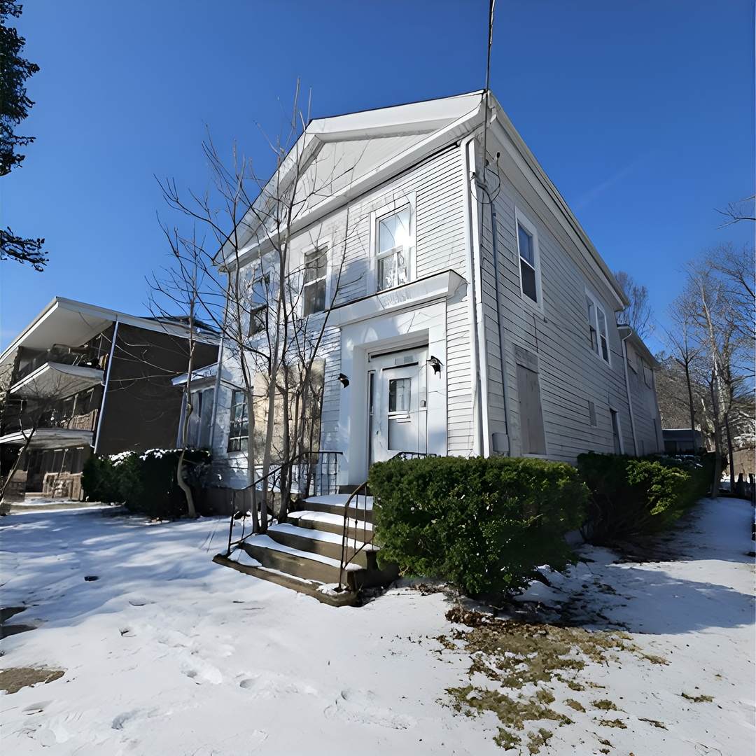 212 Tryon Street - Photo 1
