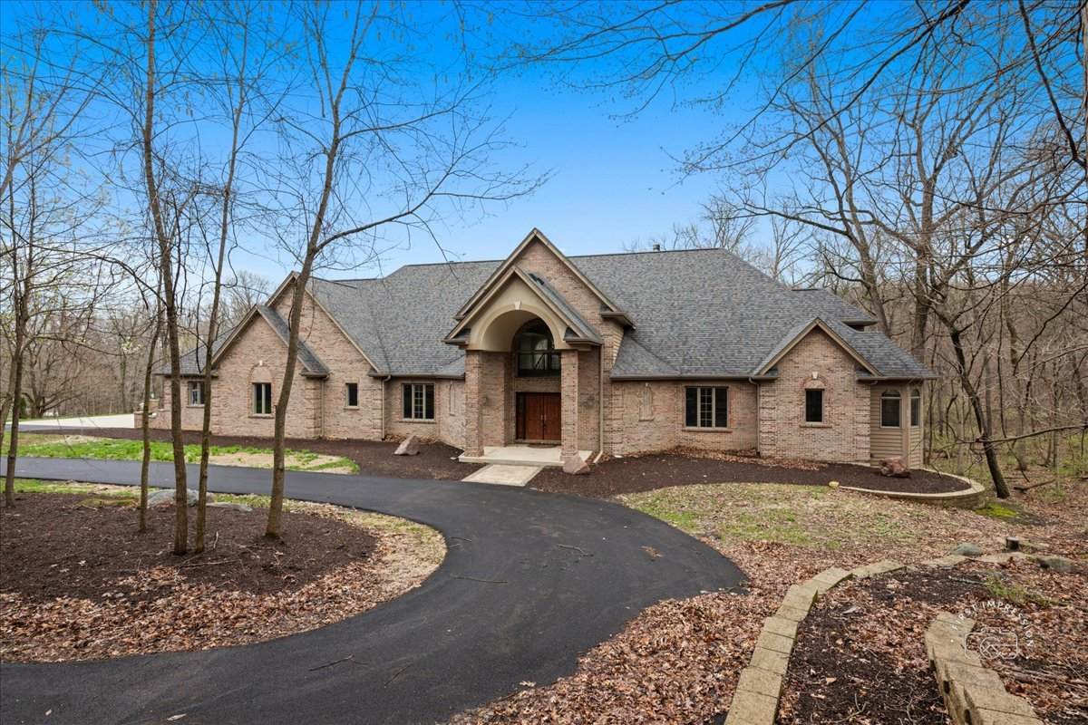 54 Woodland Drive - Photo 1