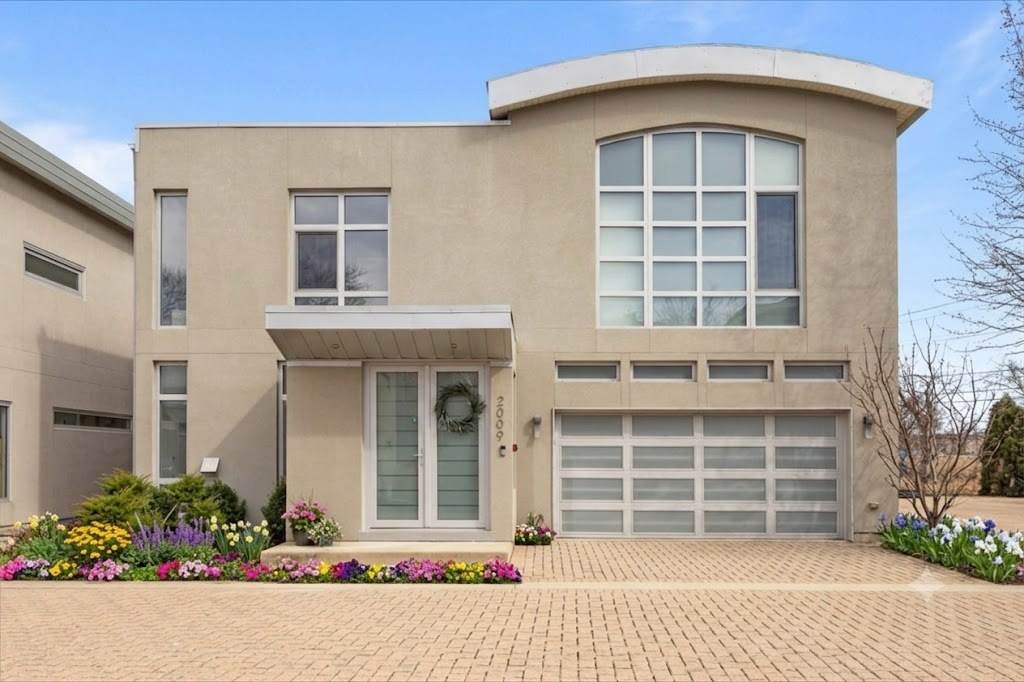 2009 Skyelar Court - Photo 1