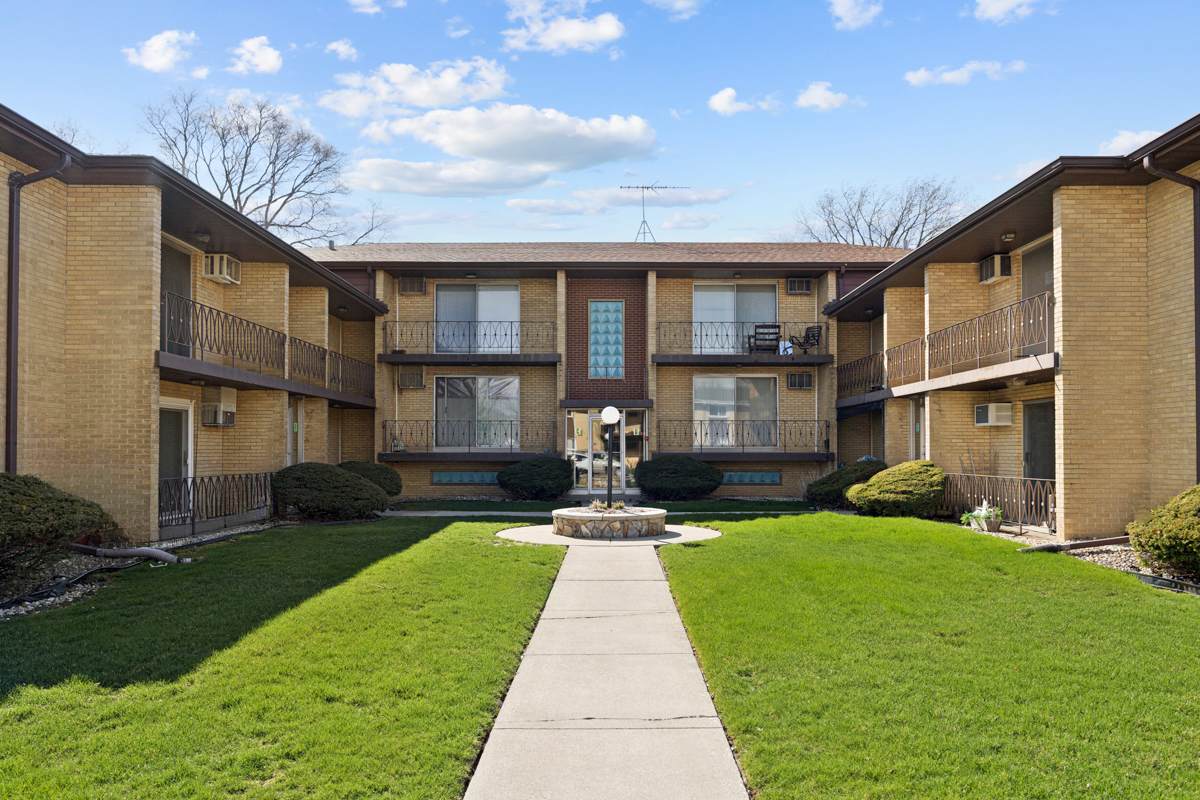 18318 Exchange Avenue - Photo 1