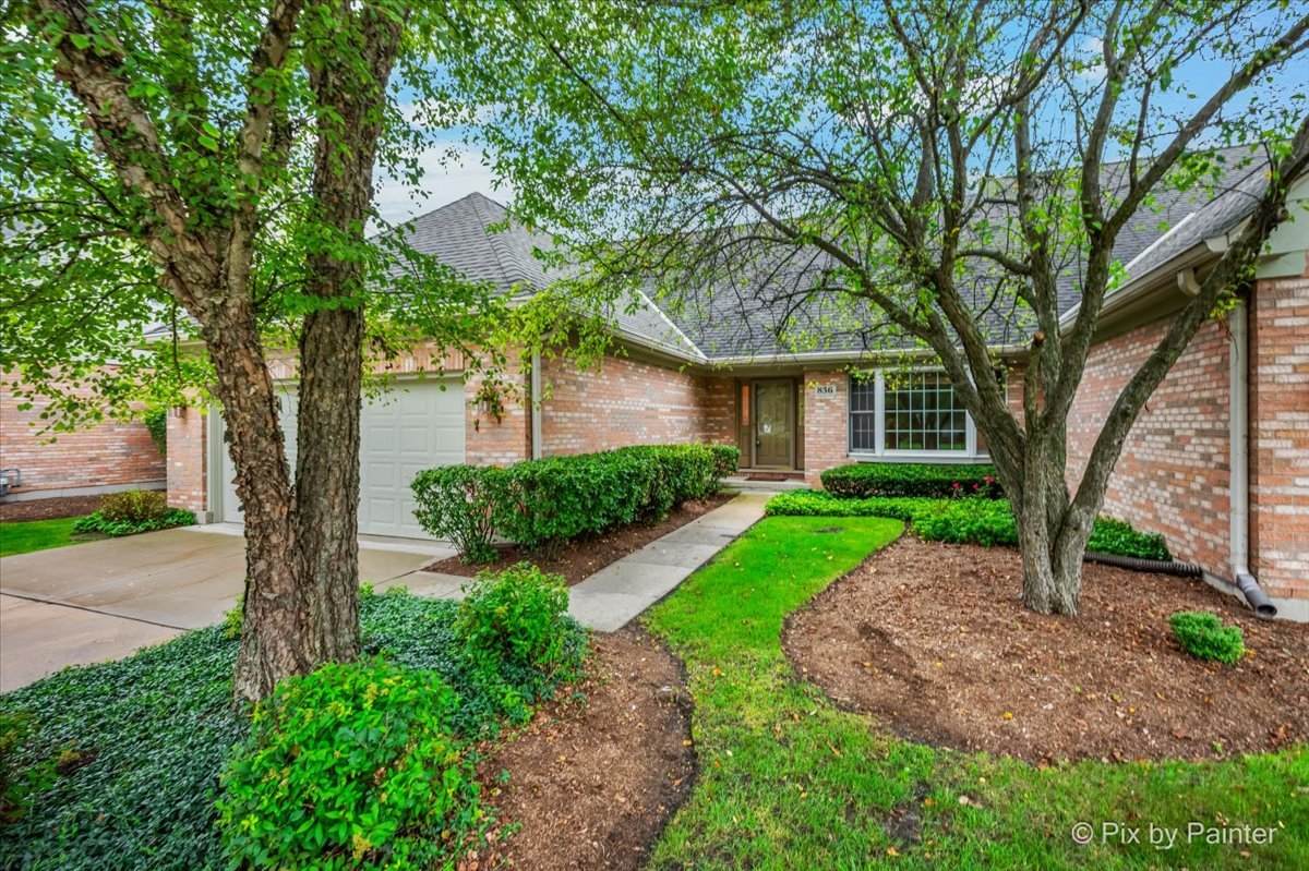 836 Wedgewood Drive - Photo 1