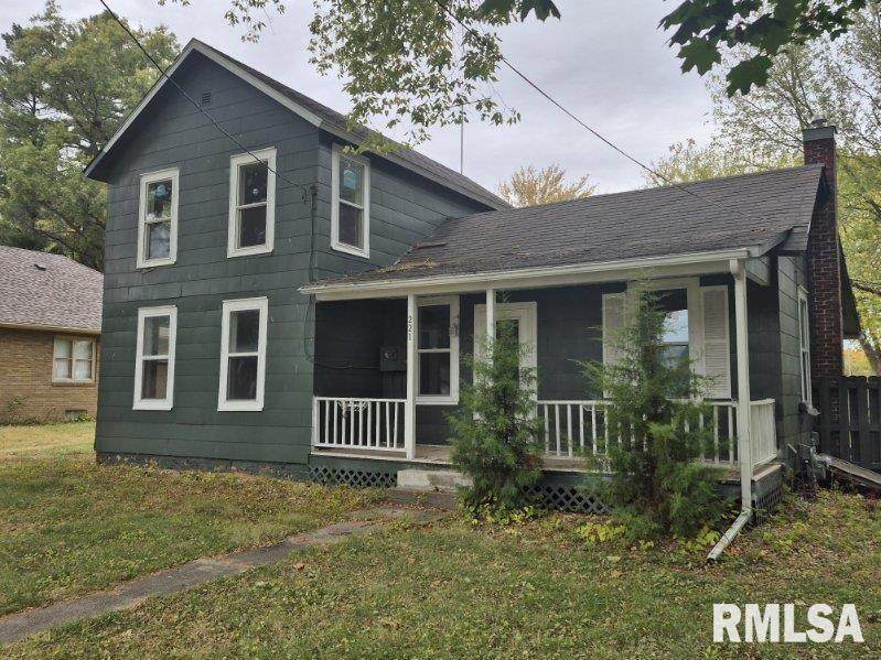 221 Mckinley Street - Photo 1