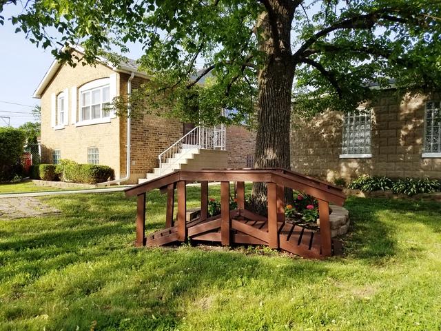 6043 Melvina Avenue - Photo 1