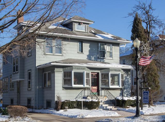 4915 Main Street - Photo 1