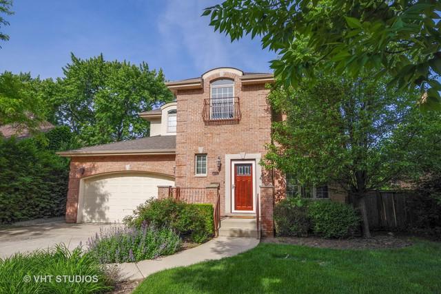 318 Elm Street - Photo 1