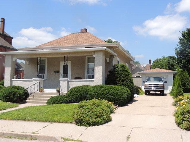 1003 10th Street - Photo 1