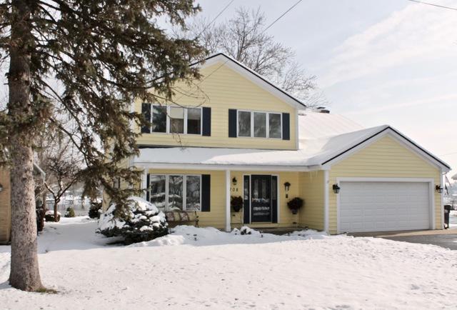 708 Riverside Drive - Photo 1