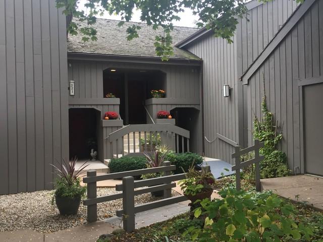 321 Shoreline Road - Photo 1