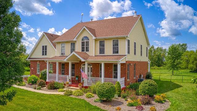 27434 Wildwood Drive - Photo 1