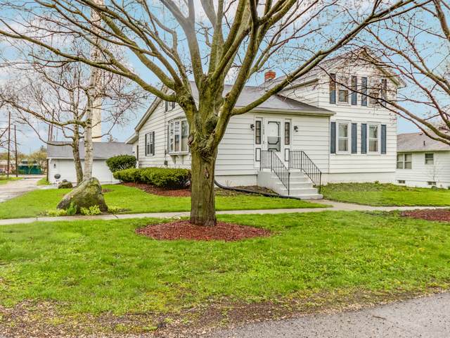 17624 South Street - Photo 1