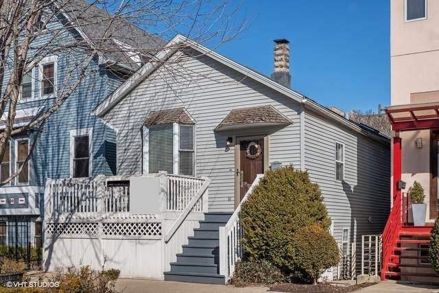2705 Marshfield Avenue - Photo 1