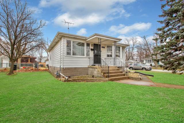 18457 Oakwood Avenue - Photo 1