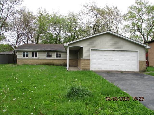 929 Riverview Drive - Photo 1