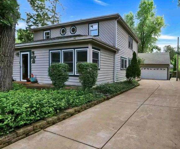 530 Saint Charles Road - Photo 1