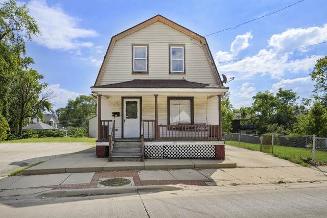 318 Center Street - Photo 1