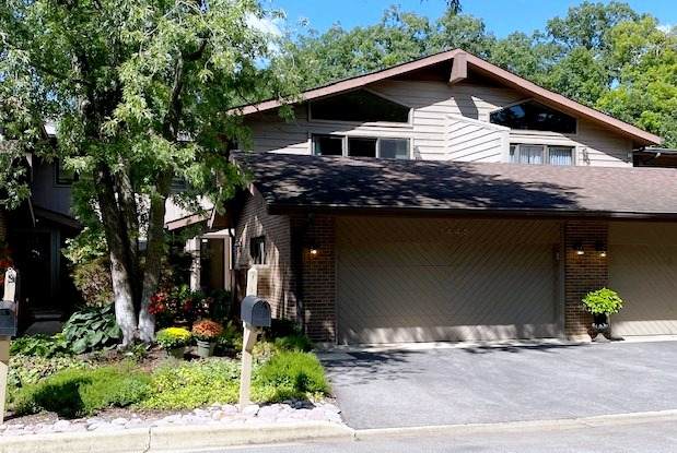 1445 Fox Lane - Photo 1