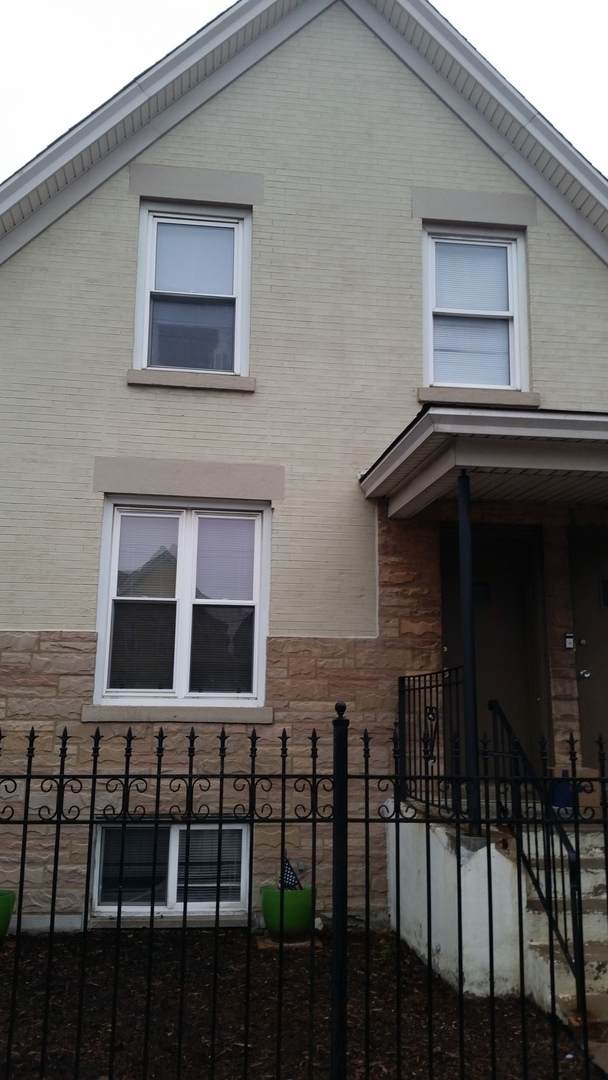 3040 Clybourn Avenue - Photo 1