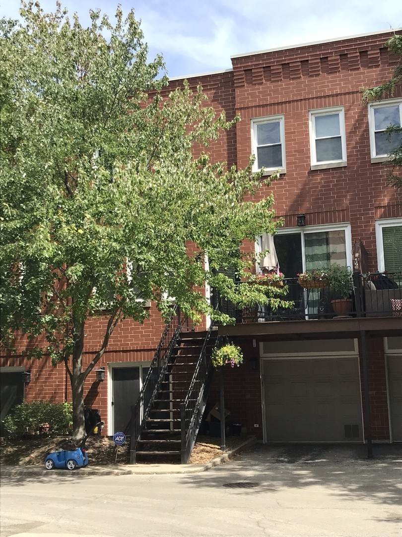 2825 Wolcott Avenue - Photo 1