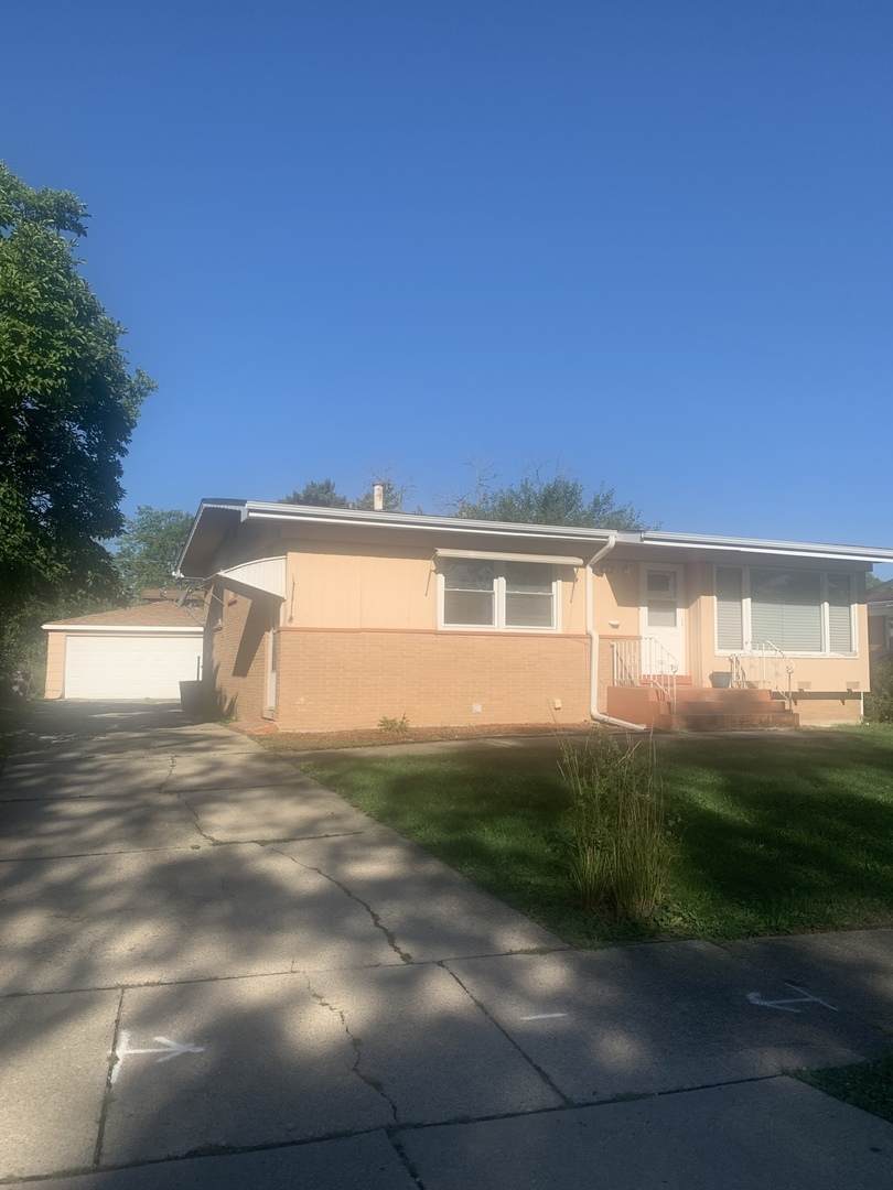 232 Brentwood Drive - Photo 1