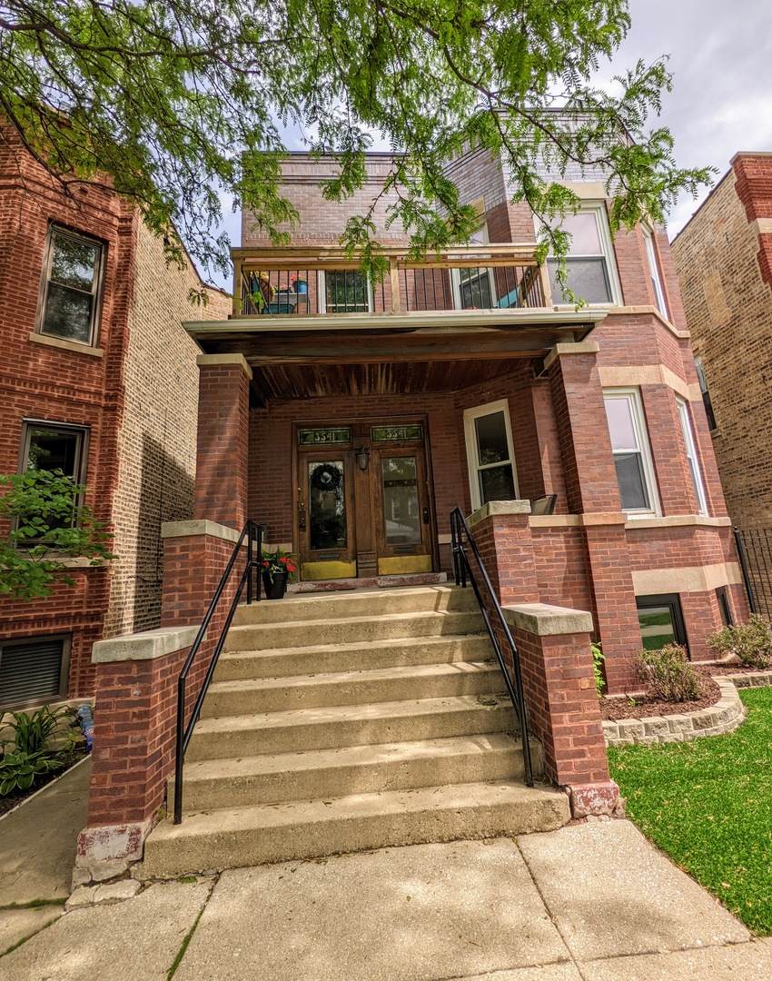 3541 Oakley Avenue - Photo 1