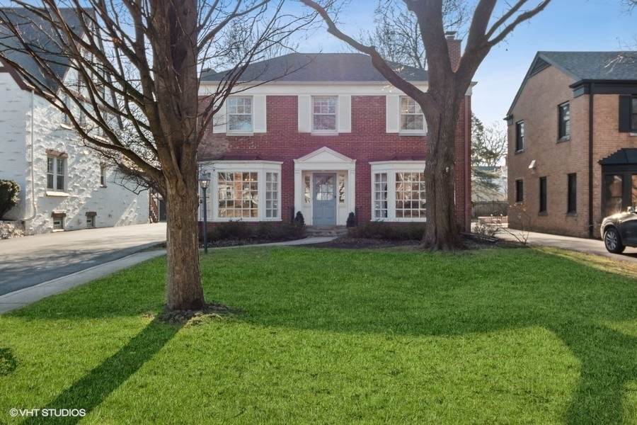 2221 Chestnut Avenue - Photo 1