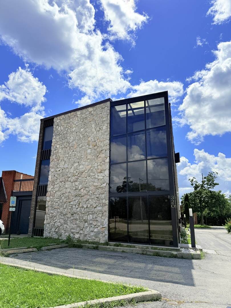 320 Irving Park Road - Photo 1