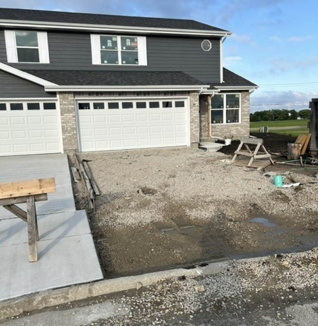 1638 Periwinkle Court - Photo 1