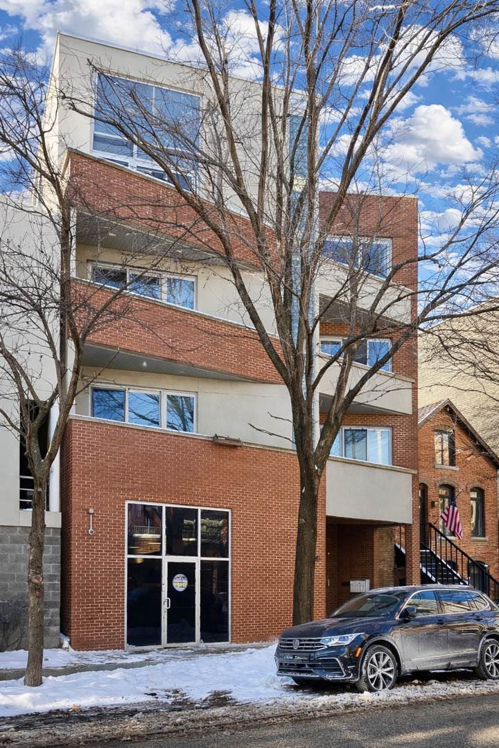 945 Huron Street - Photo 1