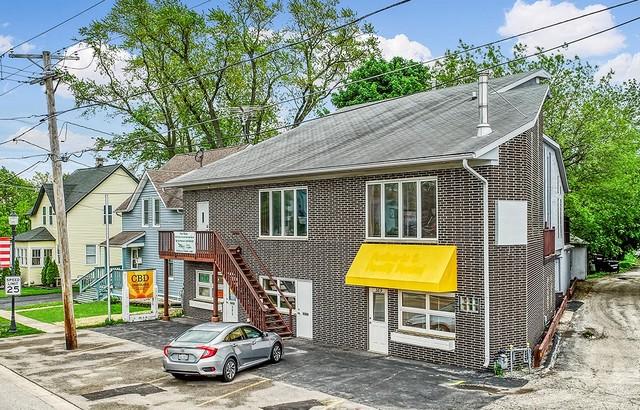 391 Center Street - Photo 1