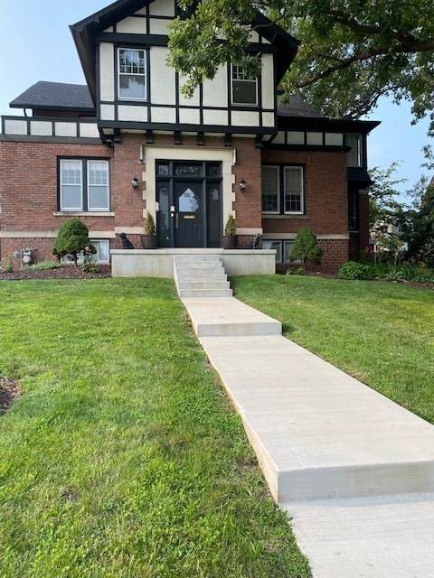 1821 2nd Street - Photo 1