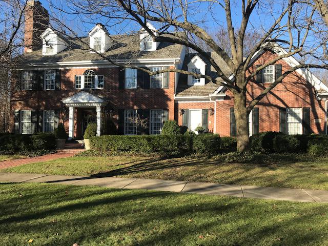 419 Deepwood Court - Photo 1