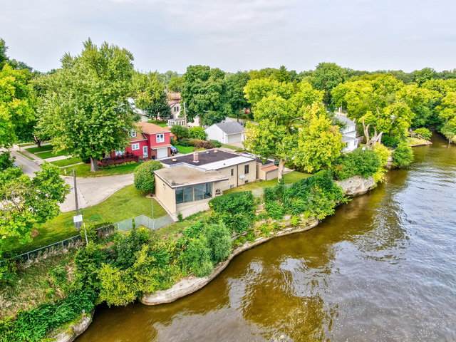 104 Riverview Drive - Photo 1