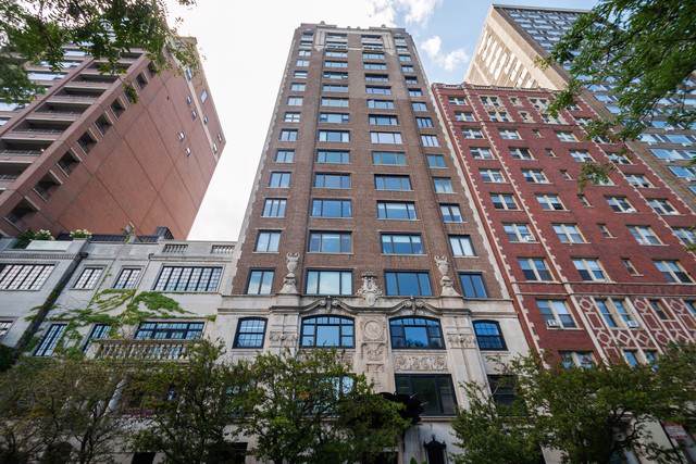 2130 Lincoln Park West Parkway - Photo 1