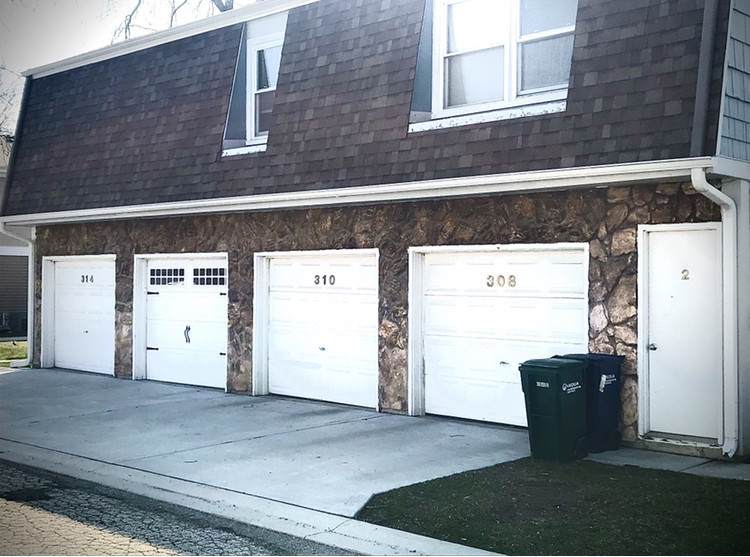 310 Farmingdale Circle - Photo 1