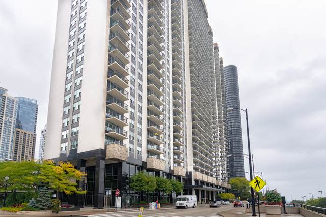 400 Randolph Street - Photo 1